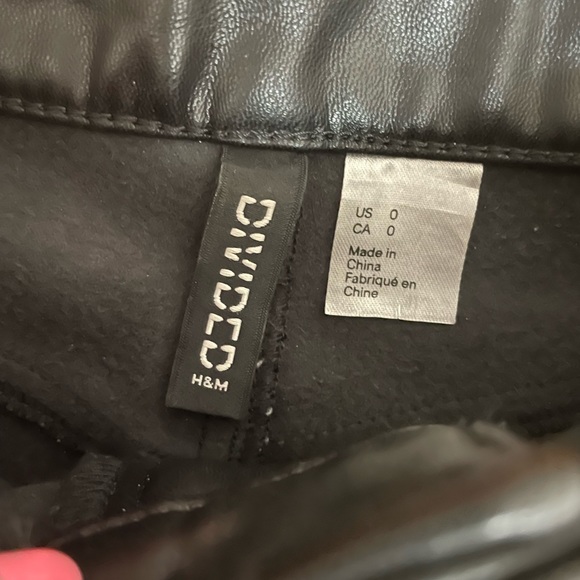 Black leather straight leg pants. High waisted in size 0 from h and m - Picture 2 of 4